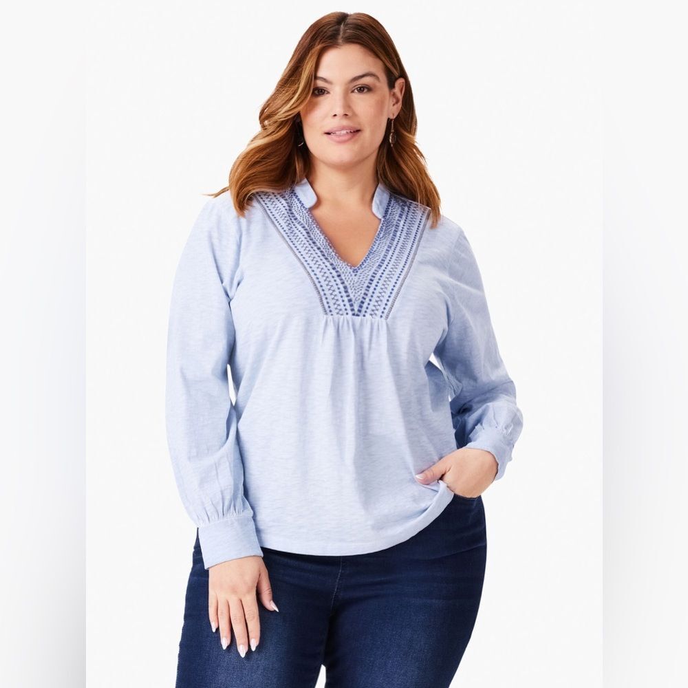 Nic + Zoe BLUELINE Embroidered Detailed top size Small NWOT